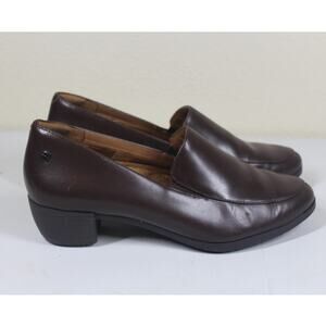 Shoes for Crews Women's Size 10 Envy III Slip-Resistant Dress Shoes Brown